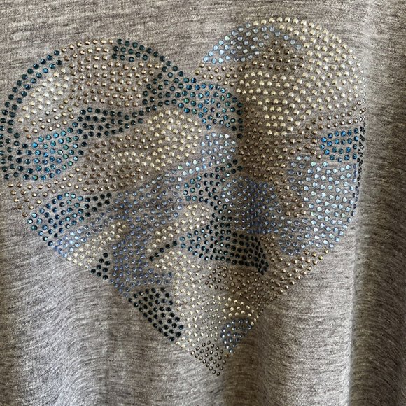 COPY - Catherines T-Shirt Top Size 1X 18/20W Gray Bling Camo Heart Twisted Keyh… - Picture 4 of 9